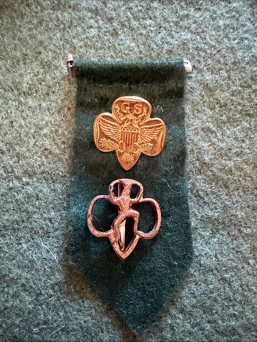 Vintage girl scouts brownie and GS pin trefoil